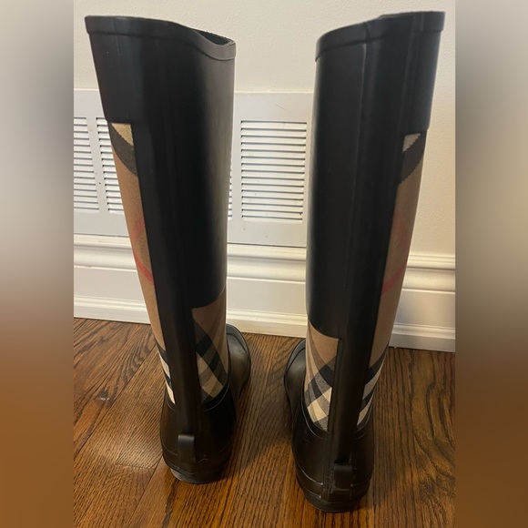 Burberry RAINBOOT CLEMENCE BIMATERIAL
RUBBER - Picture 3 of 5